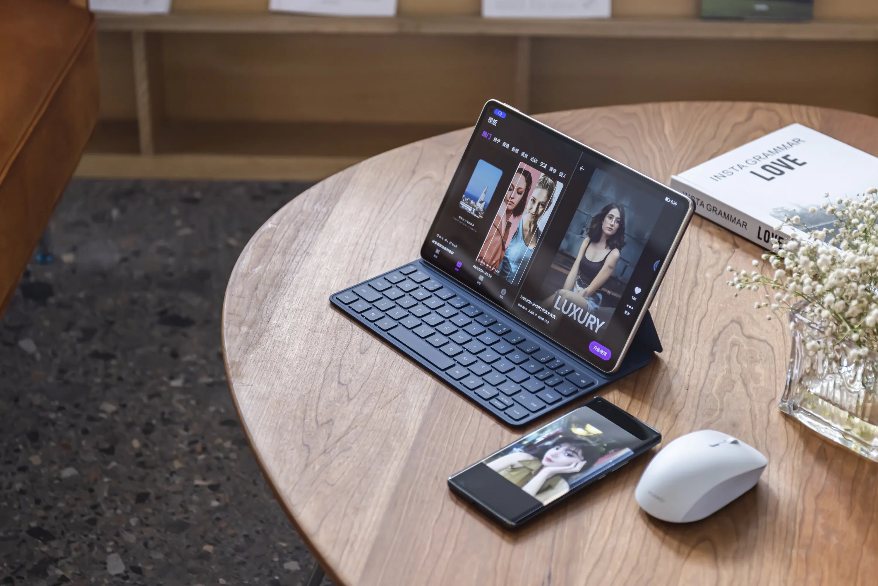 Apple Magic Tecbower наспроти Smart Folio: Кој е подобар?